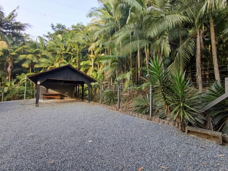 Casa 1 quarto  no bairro Jaragua 84 em Jaragua Do Sul