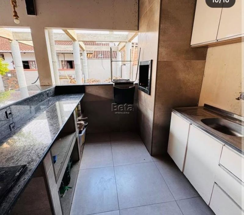 Casa para alugar no bairro SCHROEDER I