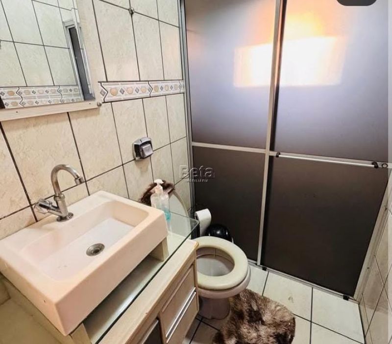 Casa para alugar no bairro SCHROEDER I