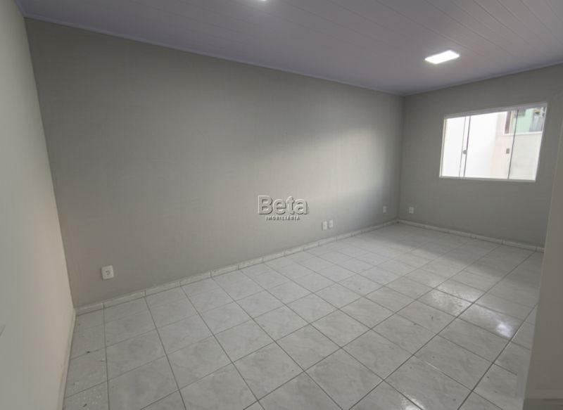 Casa para alugar no bairro ILHA DA FIGUEIRA