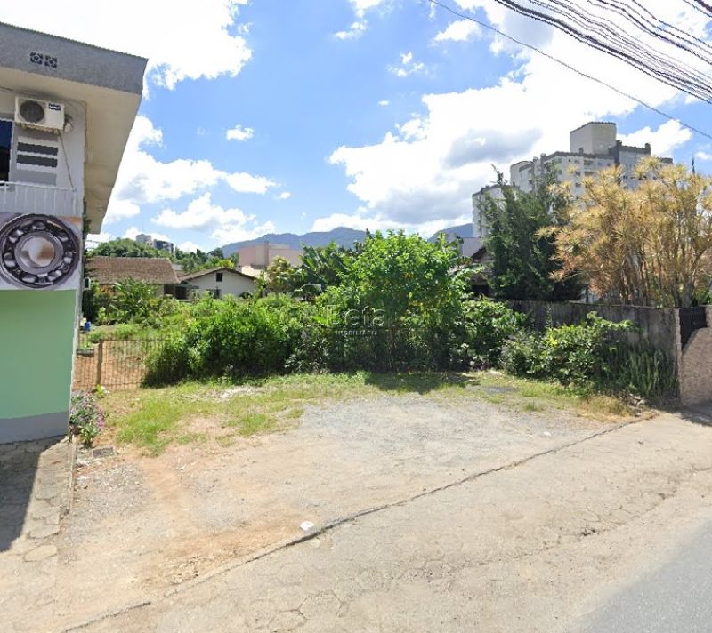Terreno para alugar no bairro VILA NOVA