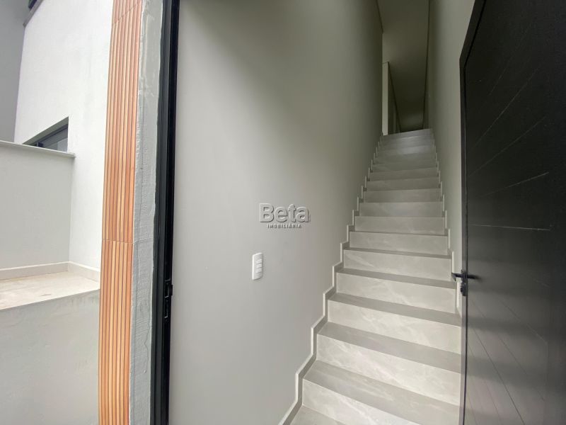 Casa para alugar no bairro CZERNIEWICZ