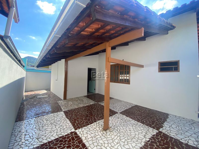 Casa para alugar no bairro ILHA DA FIGUEIRA