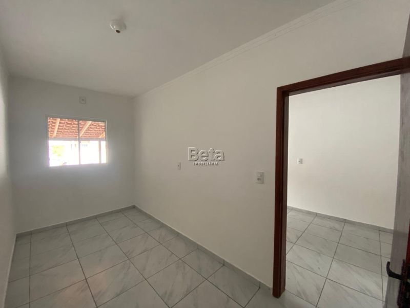 Casa para alugar no bairro JARAGUA 84