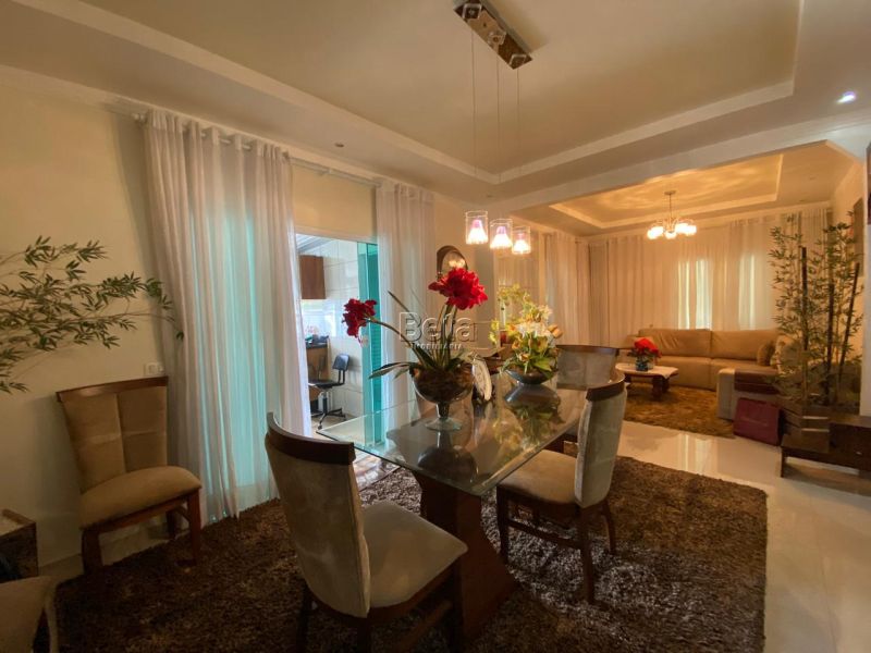 Casa para alugar no bairro VILA LENZI