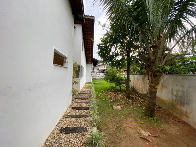 Casa 5 quartos  no bairro Jaragua 84 em Jaragua Do Sul