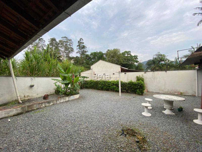 Casa 5 quartos  no bairro Jaragua 84 em Jaragua Do Sul