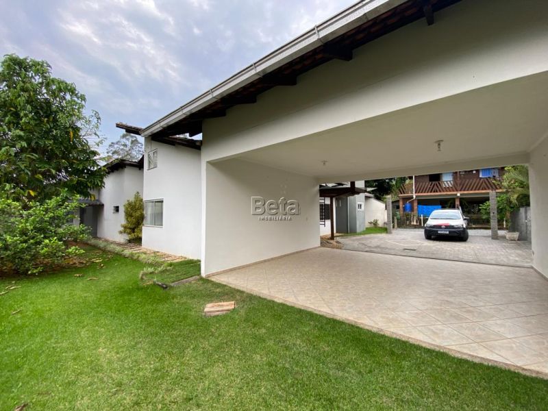 Casa 5 quartos  no bairro Jaragua 84 em Jaragua Do Sul