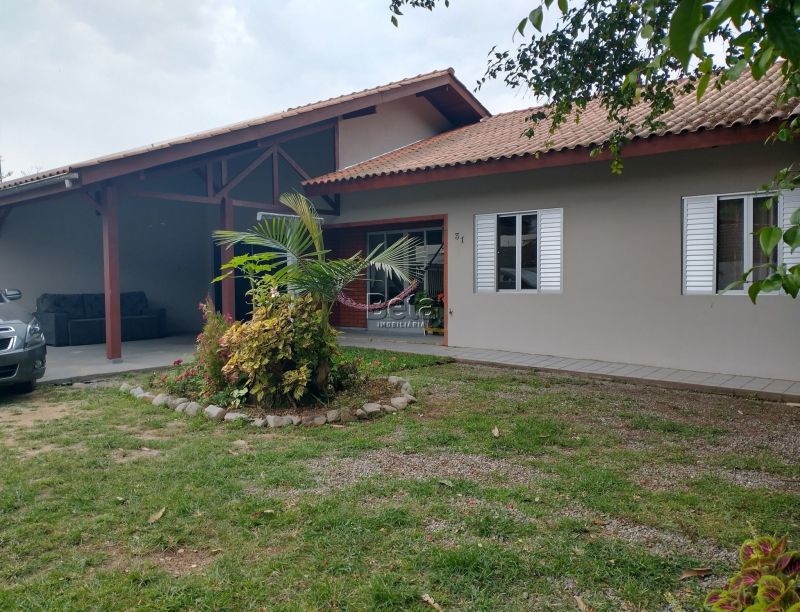 Casa para alugar no bairro JARAGUA ESQUERDO