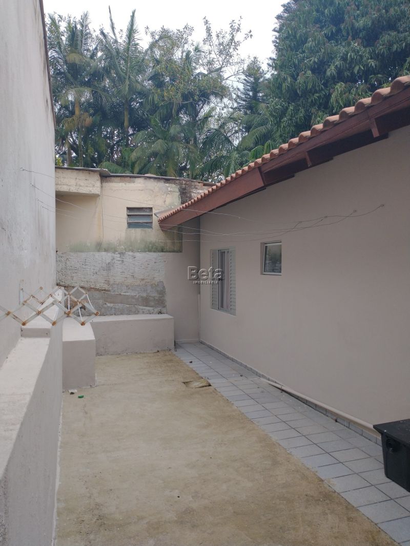 Casa para alugar no bairro JARAGUA ESQUERDO