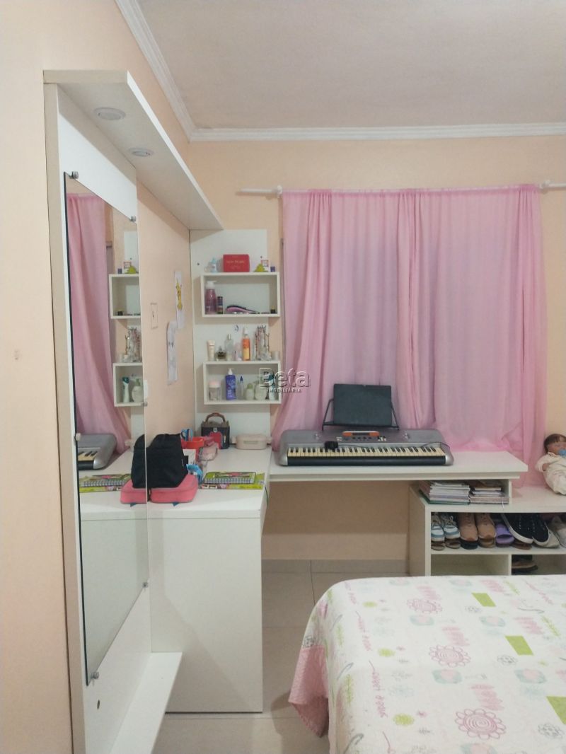 Casa para alugar no bairro JARAGUA ESQUERDO