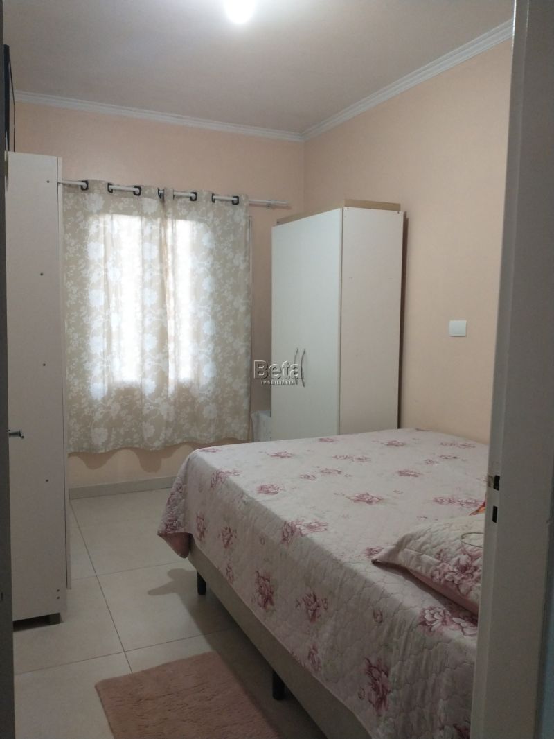 Casa para alugar no bairro JARAGUA ESQUERDO
