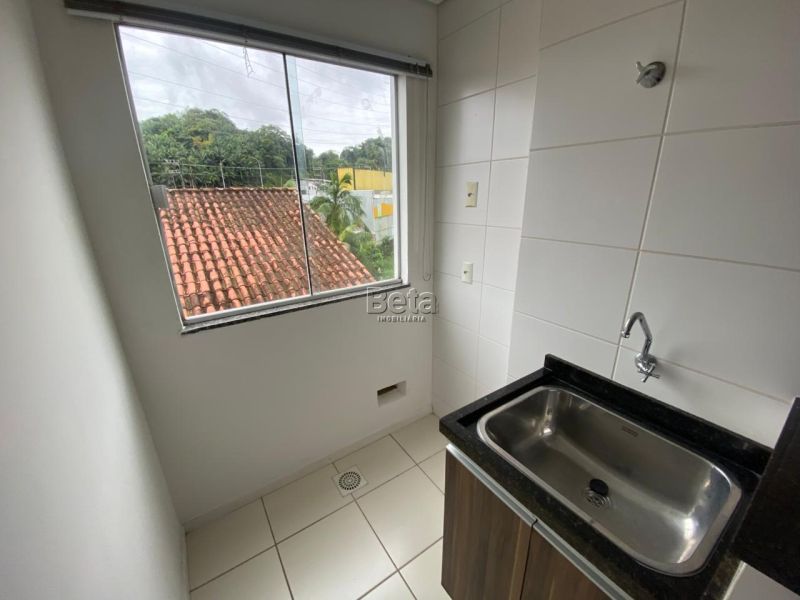 Apto para alugar no bairro ESTRADA NOVA