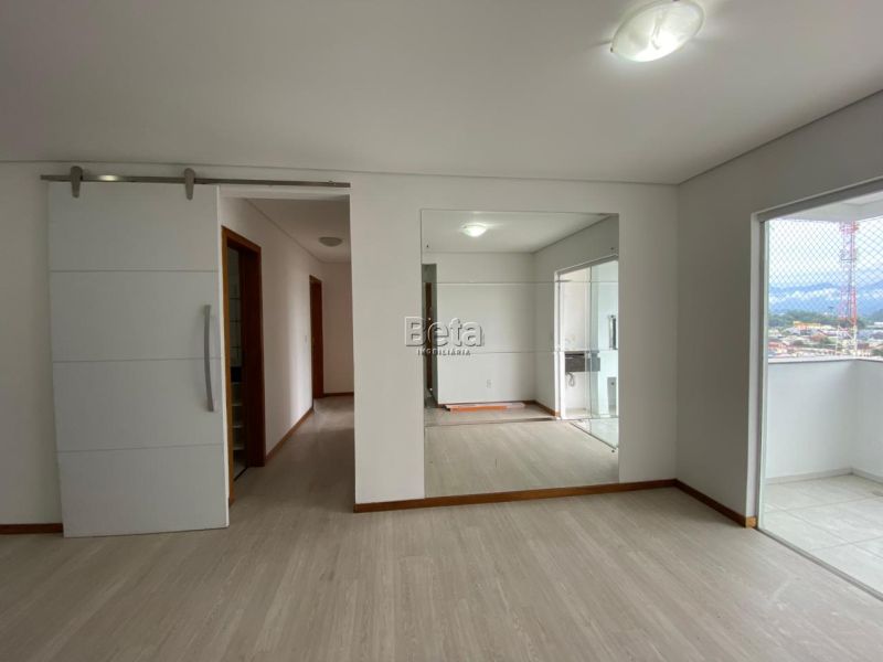 Apto para alugar no bairro VILA LENZI