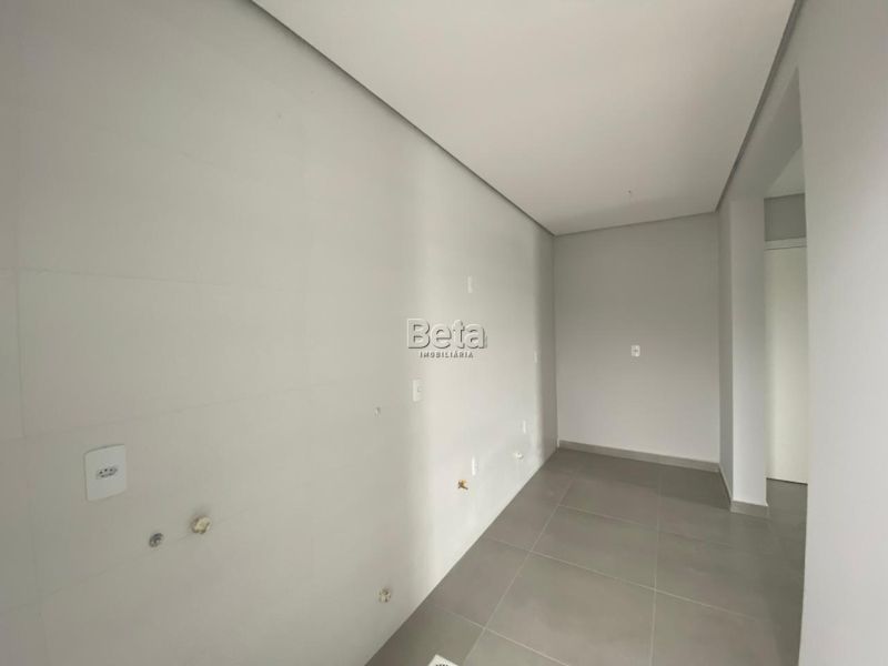 Apto para alugar no bairro AMIZADE