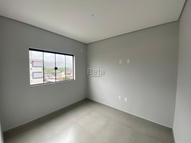 Apto para alugar no bairro AMIZADE