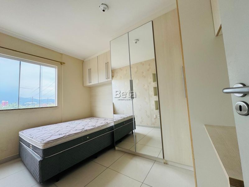 Apto para alugar no bairro CZERNIEWICZ