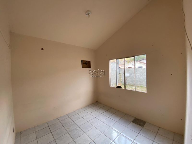 Casa para alugar no bairro JARAGUA 99