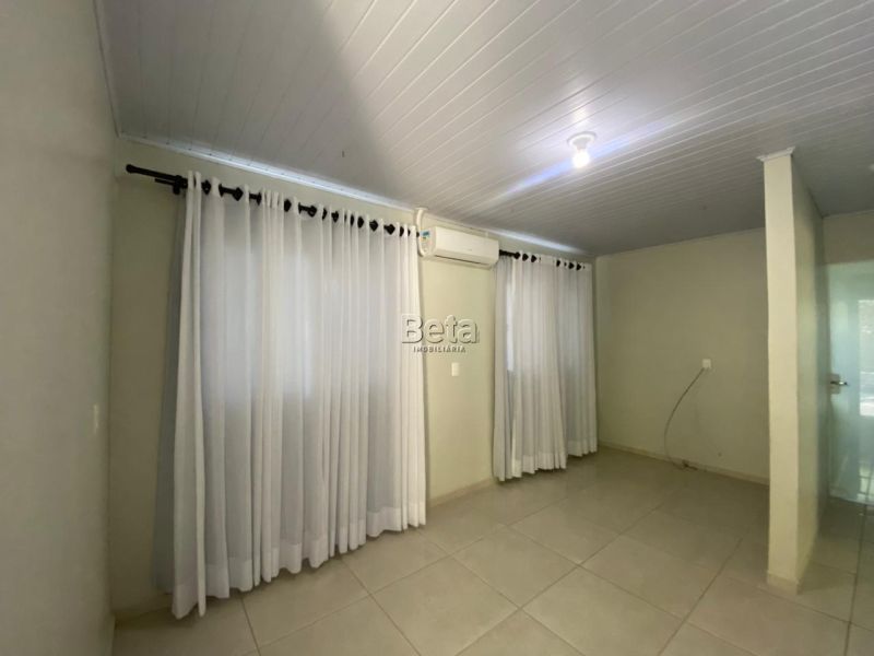 Casa para alugar no bairro BARRA DO RIO CERRO