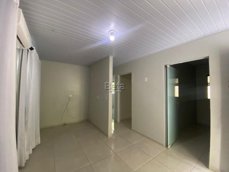 Casa para alugar no bairro BARRA DO RIO CERRO