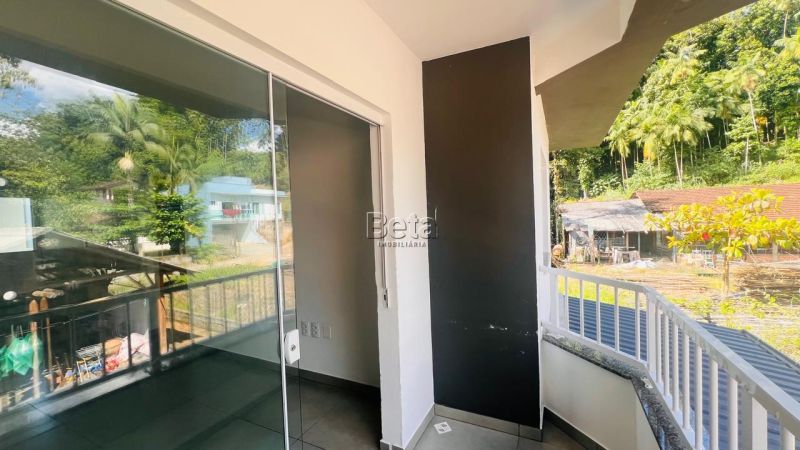 Apto para alugar no bairro ESTRADA NOVA