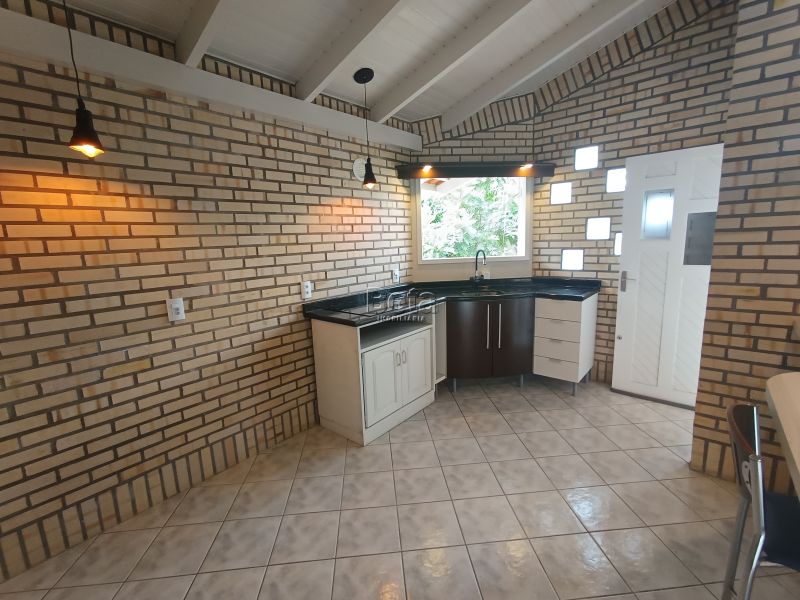 Casa para alugar no bairro AMIZADE