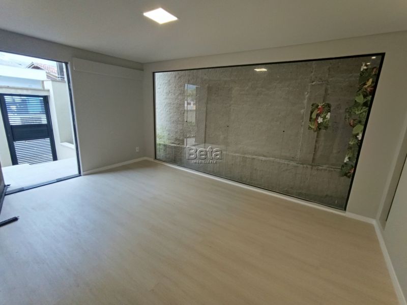 Casa para alugar no bairro AMIZADE