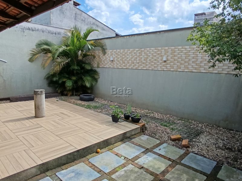 Casa para alugar no bairro VILA NOVA