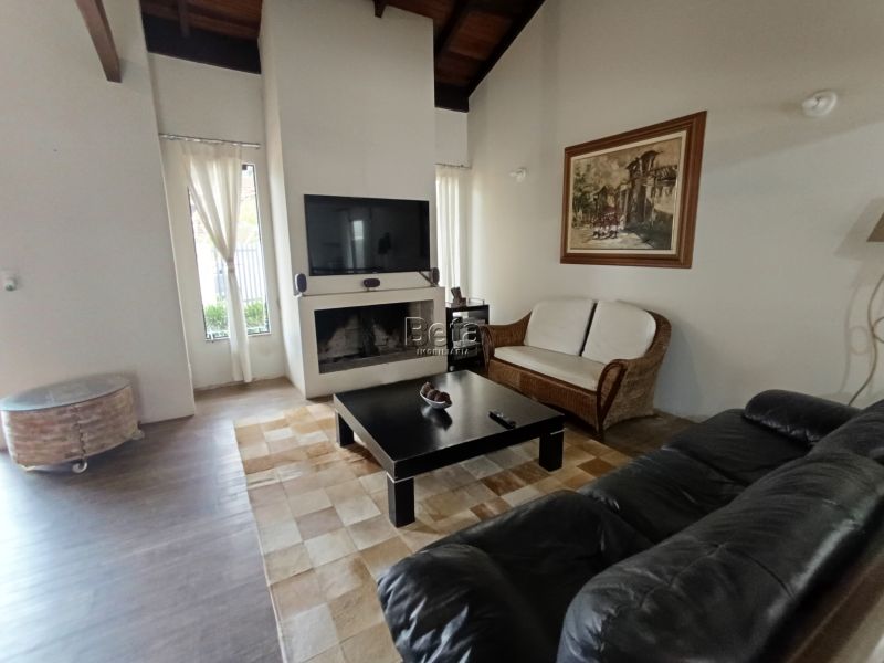 Casa para alugar no bairro VILA NOVA