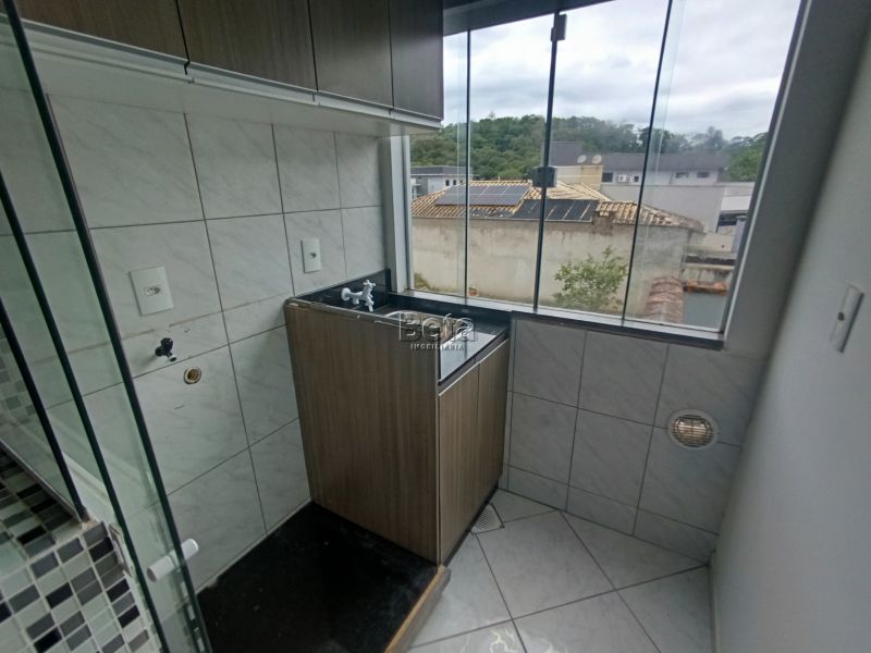 Apto para alugar no bairro TRES RIOS DO NORTE