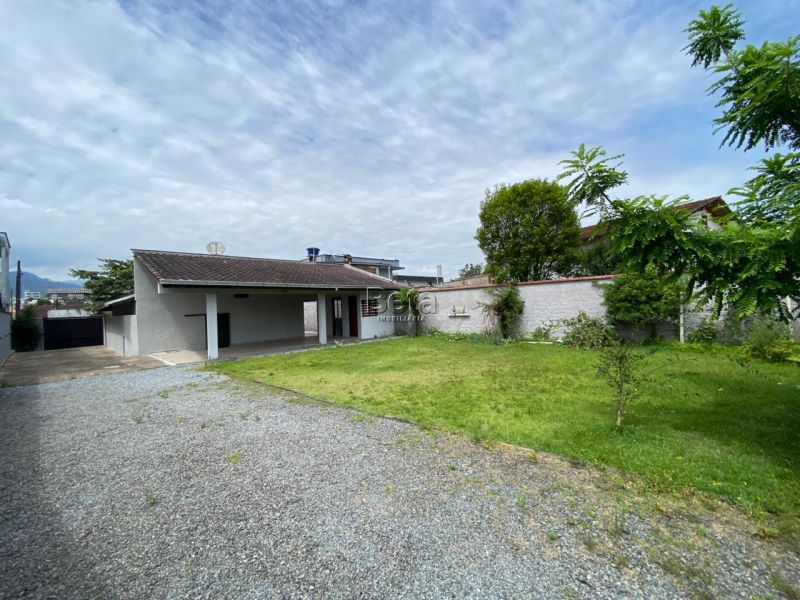 Casa para alugar no bairro VILA LENZI