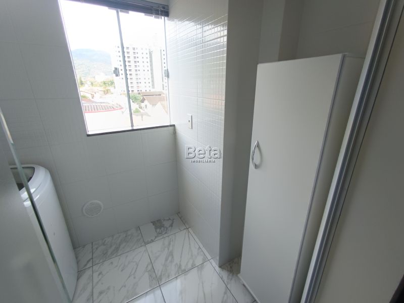 Apto para alugar no bairro VILA BAEPENDI