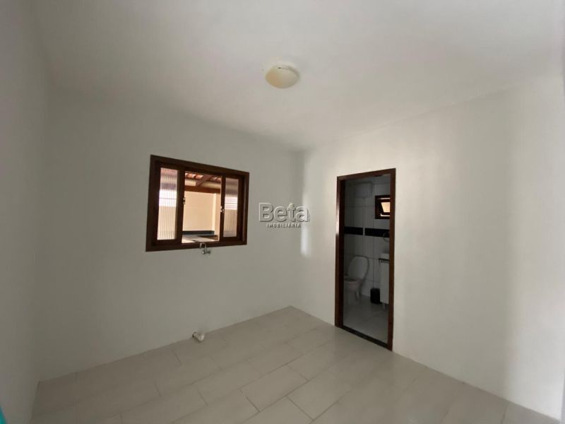 Casa para alugar no bairro VILA LENZI