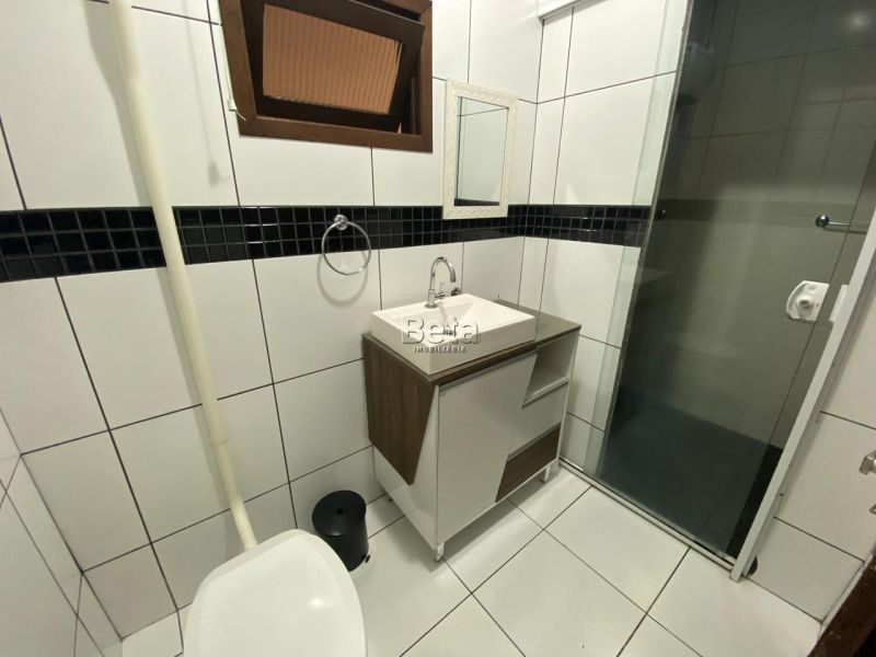 Casa para alugar no bairro VILA LENZI