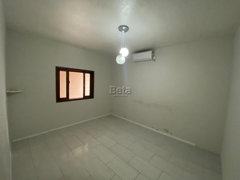 Casa para alugar no bairro VILA LENZI