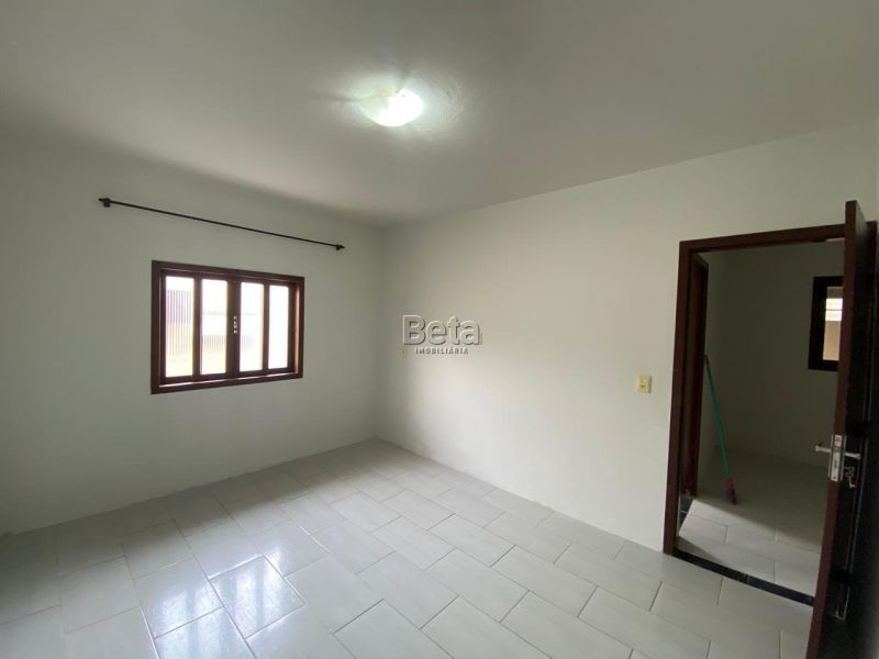 Casa para alugar no bairro VILA LENZI