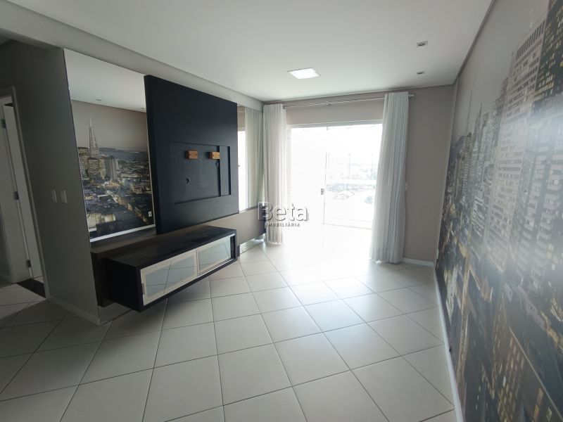 Apto para alugar no bairro VILA LALAU