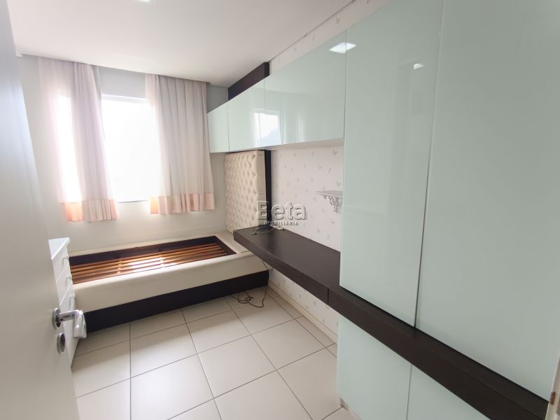 Apto para alugar no bairro VILA LALAU