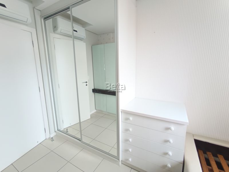 Apto para alugar no bairro VILA LALAU