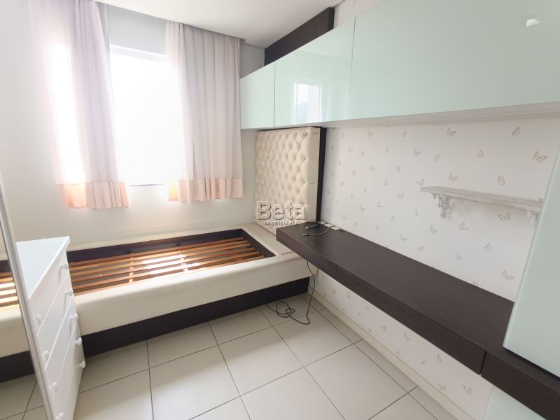 Apto para alugar no bairro VILA LALAU