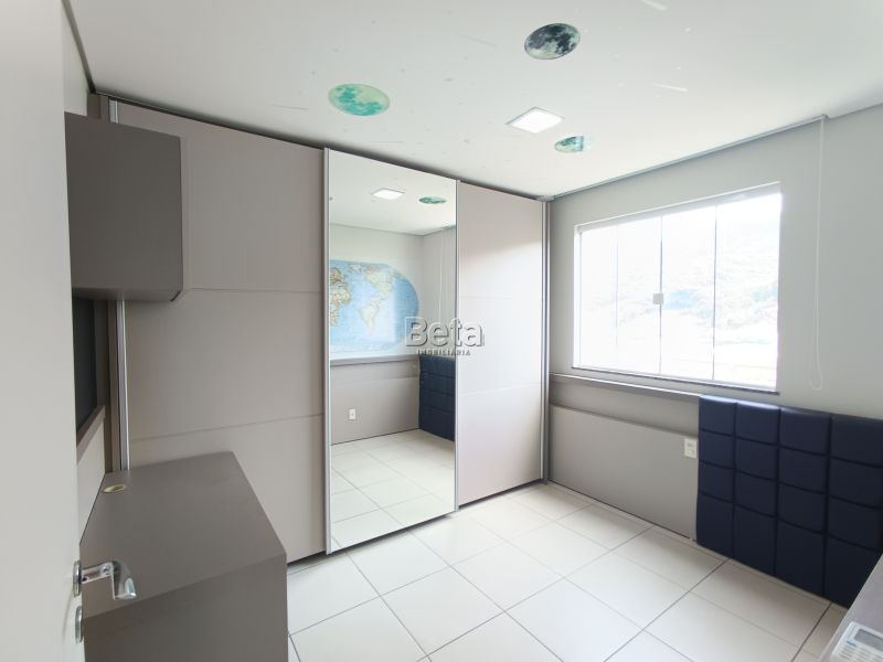 Apto para alugar no bairro VILA LALAU