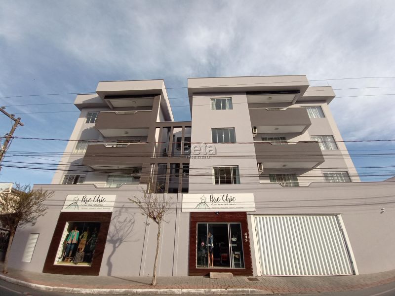 Apto para alugar no bairro CZERNIEWICZ