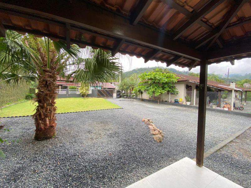 Casa para alugar no bairro RIBEIRÃO CAVALO