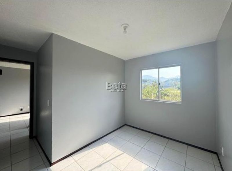 Apto para alugar no bairro RIBEIRÃO CAVALO