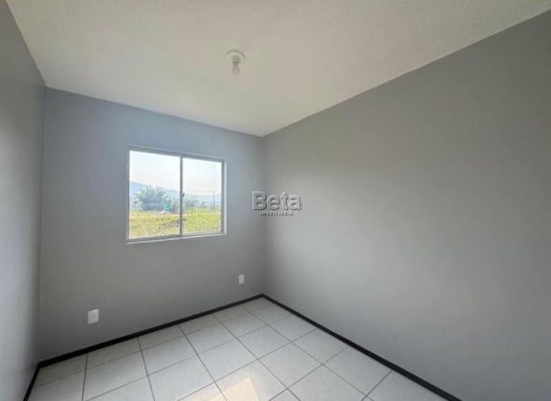 Apto para alugar no bairro RIBEIRÃO CAVALO