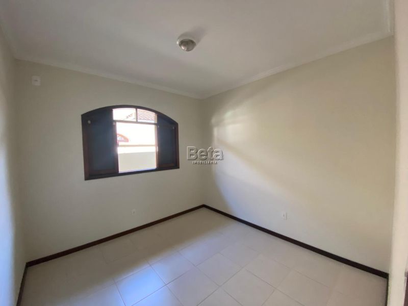 Sala para alugar no bairro JARAGUA ESQUERDO