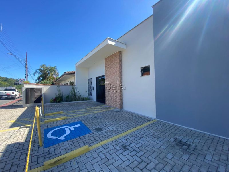 Sala para alugar no bairro JARAGUA ESQUERDO