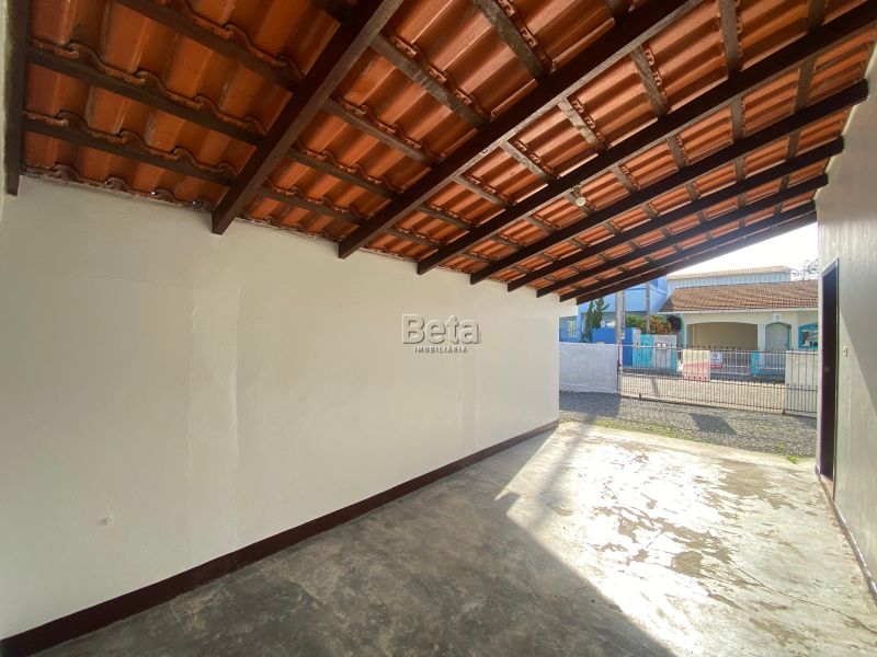 Casa para alugar no bairro AGUA VERDE