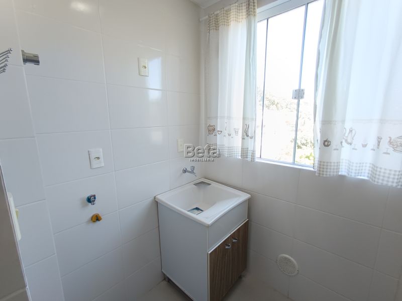 Apto para alugar no bairro JARAGUA ESQUERDO