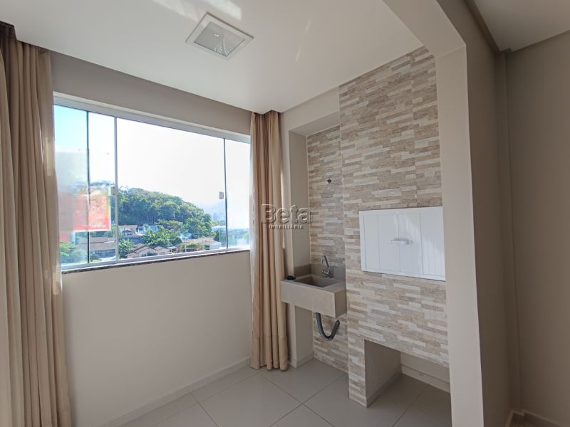 Apto para alugar no bairro JARAGUA ESQUERDO